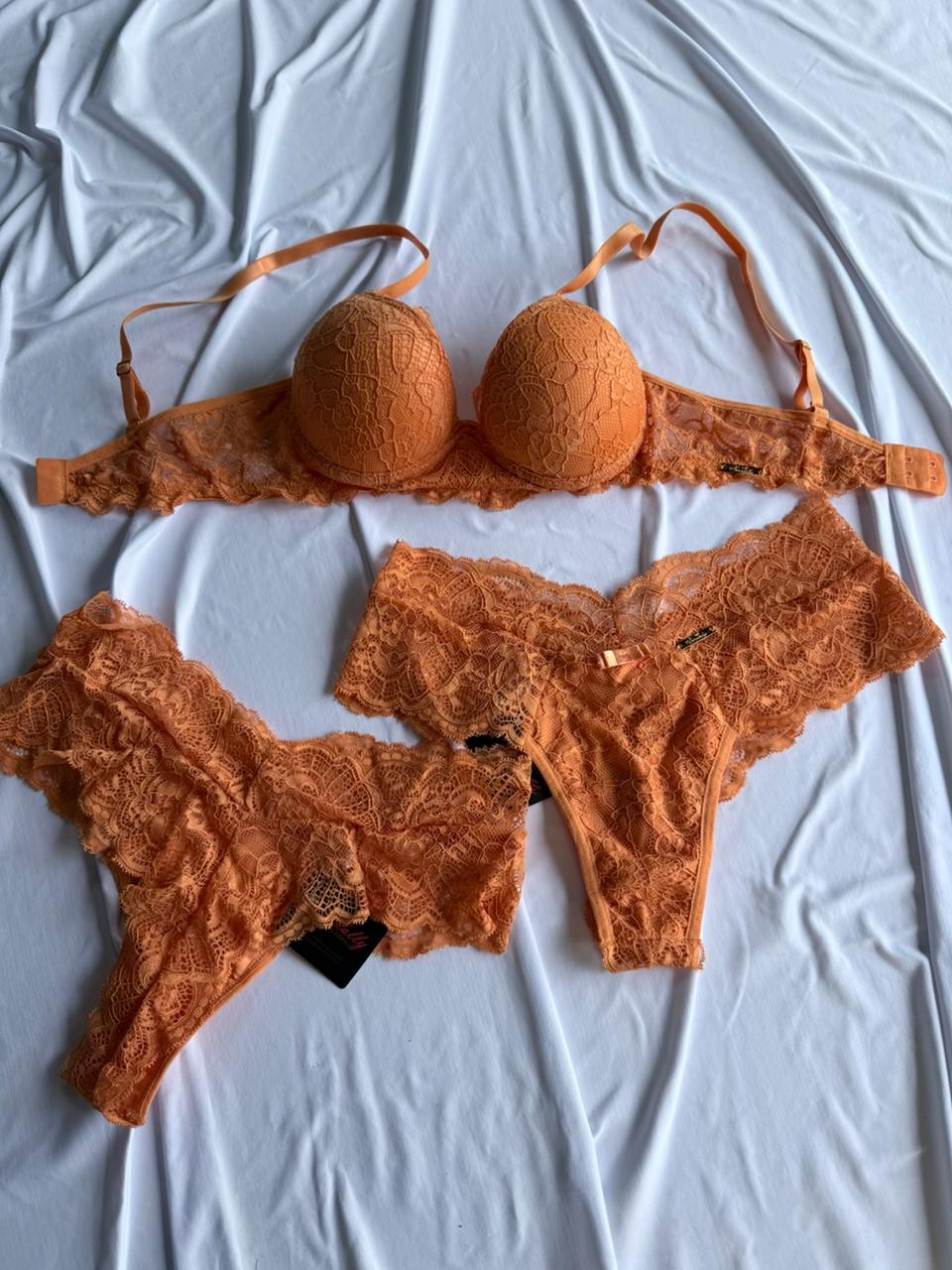 Conjunto  Rendado Aro Inteiro